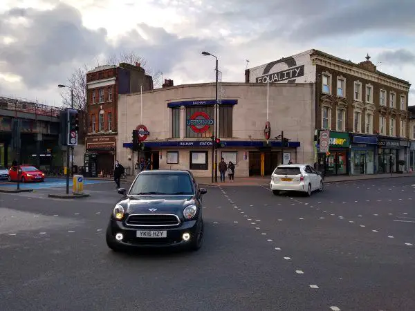 Balham station